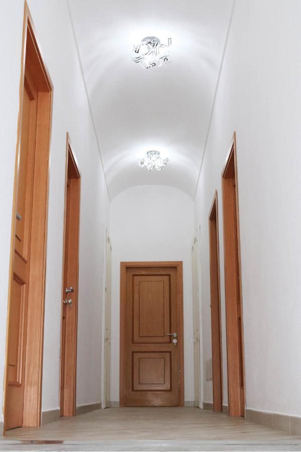Clelia'S Boutique Rooms & Suites La Maddalena  Kültér fotó